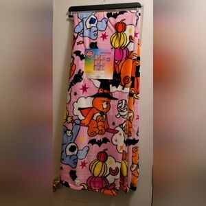 CARE BEARS HALLOWEEN BLANKET 50” X 70"  Soft Plush Throw Carebear Hard To Find